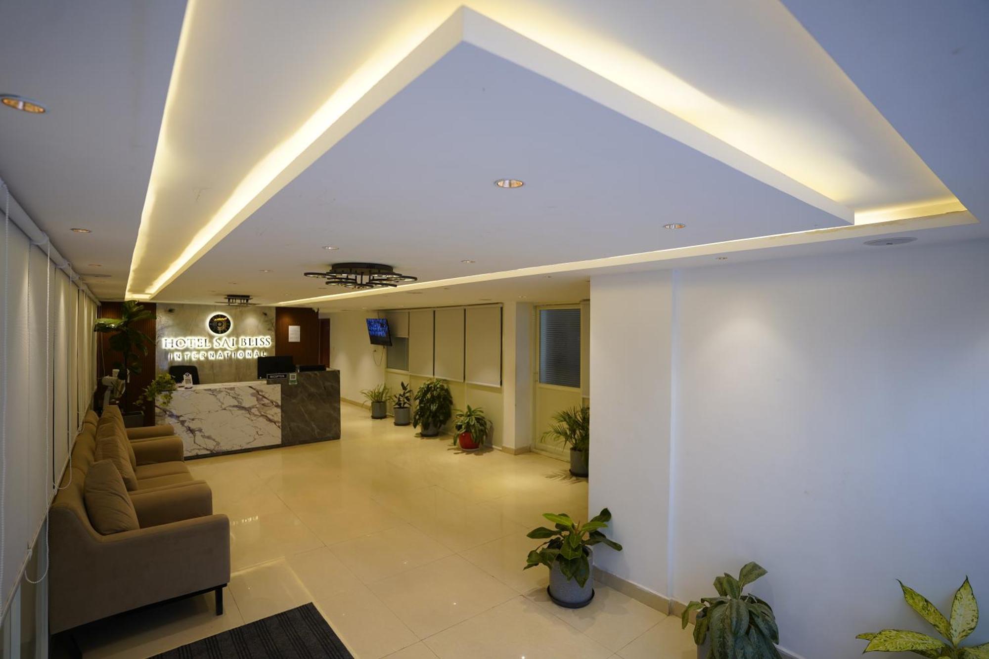 Отель Sai Bliss Residency, Manyata Tech Park Бангалор Экстерьер фото