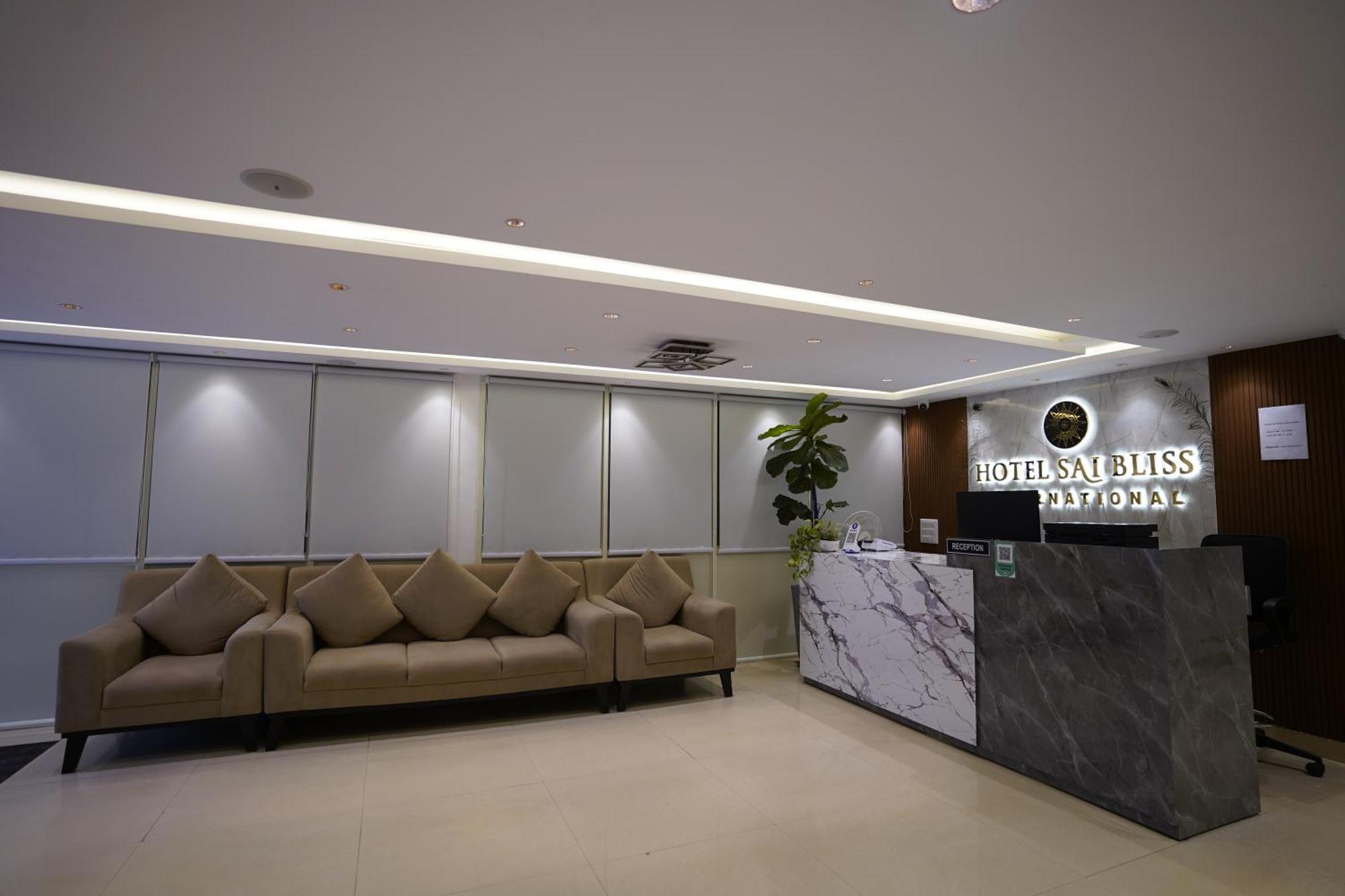 Отель Sai Bliss Residency, Manyata Tech Park Бангалор Экстерьер фото